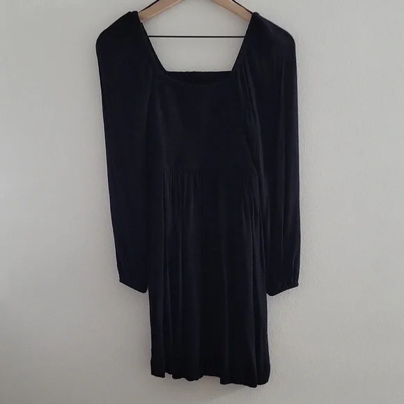 Old Navy | Dresses | Fit And Flare Puff Sleeve Smocked Mini Dress | Poshmark